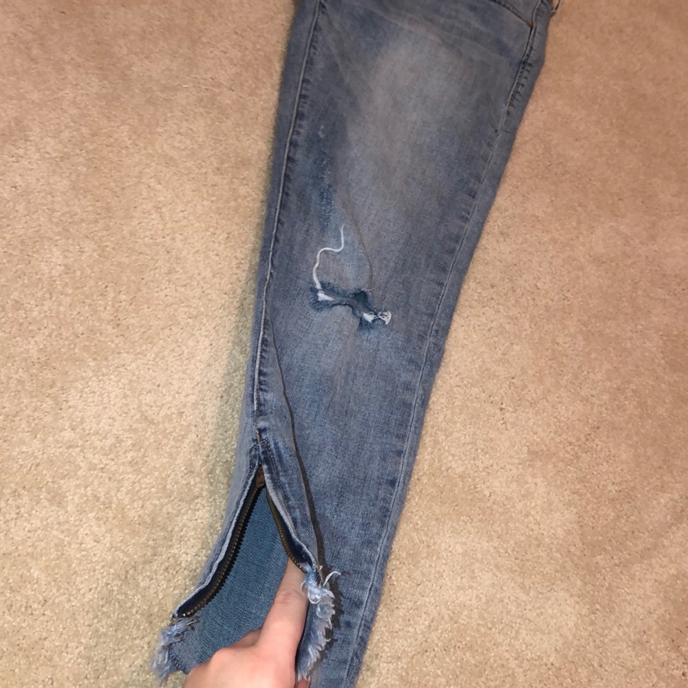Jeans - Picture 3 of 3